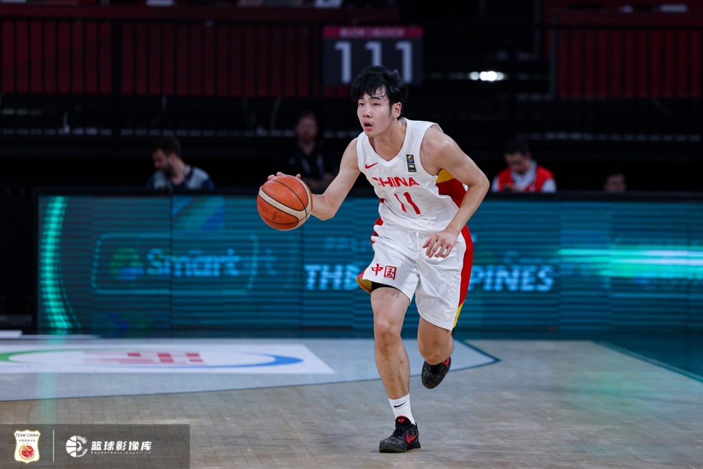 媒体人：于米提加盟山西加剧3号位竞争 或许会倒逼张博源留洋
